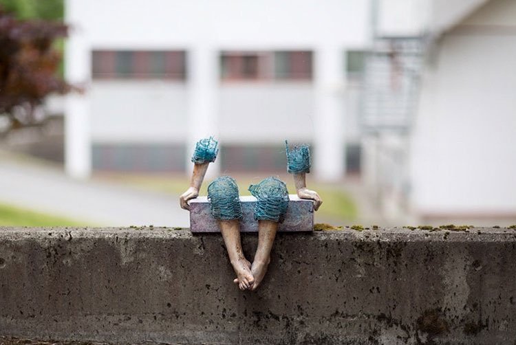 “Incomplete” Sculptures Capture the Playful and Timid Personalities of Children